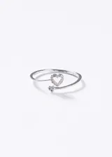 Anillo abierto ajustable de plata 925 con diseño de doble corazón decorado con zirconias brillantes.