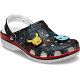 Zuecos Crocs Classic edición especial de Pokémon, color negro con estampado de personajes y Pokéballs. Incluye charms Jibbitz de Pikachu y detalles inspirados en la franquicia, con suela blanca y franja roja.