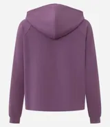 Campera deportiva Get Over de modal canelado color lila, con capucha, cierre frontal con cremallera, mangas largas raglán y puños elastizados.