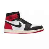 Zapatillas deportivas de caña alta Air Jordan 1 Retro Hi, con diseño en bloques de color blanco, negro y rojo.