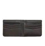 Billetera plegable Rip Curl de cuero marrón con logo de la marca grabado en relieve en el frente.