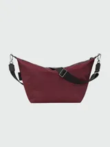 Bolso crossbody Longchamp modelo Le Pliage Energy M, color bordó, con diseño ergonómico, cierres frontales verticales con tiradores metálicos y correa ajustable de lona negra.