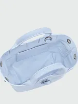 Cartera de mano de cuero color celeste, modelo Le Roseau XS de Longchamp, con estructura rígida, asas superiores y cierre de broque metálico tipo caña de bambú.