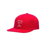 Gorra de visera plana Thrasher color rojo, con bordado frontal del logo Gonz en color blanco.