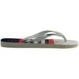 Ojotas Havaianas Top Nautical con base azul marino estampada con motivos náuticos en blanco y tiras rojas con textura.