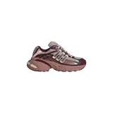 Championes Adidas modelo Adistar Xlg 2.0 en color bordó y tonos rosados con las clásicas tres tiras en los laterales en color blanco.