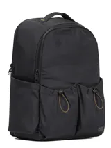 Mochila Cat modelo Virginia Laptop Back, color negro, de diseño ligero y repelente al agua, con asa superior, correas ajustables y acolchadas, compartimento independiente para computadora portátil en el panel trasero, compartimento principal con bolsillos internos de malla, bolsillos frontales con cierre de cordón y correa para trolley en la parte trasera.