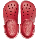Zuecos Crocs modelo Baya Clog de color rojo, con diseño ligero, perforaciones de ventilación en la parte superior y la palabra "Crocs" recortada en el lateral. Incluyen correa pivotante en el talón.