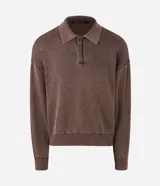 Su&eacute;ter de tricot liviano de algod&oacute;n con efecto marmolado, cuello polo con botones, mangas largas y terminaciones acanaladas.
