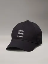 Gorra de béisbol negra de algodón con logo de Calvin Klein Jeans bordado en blanco en el frente.