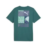 Remera de algodón color verde esmeralda, de corte clásico con cuello redondo y mangas cortas. Presenta el logo de la marca Puma estampado en el pecho en un tono más oscuro.