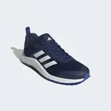 Championes de entrenamiento Adidas Everyset color azul marino con las icónicas tres tiras laterales en blanco. Presentan una mediasuela de doble densidad para mayor estabilidad y una suela de caucho con agarre multidireccional.