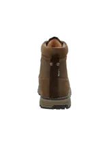 Botín de hombre estilo outdoor, confeccionado en cuero de color marrón. Presenta un diseño acordonado con ojales metálicos, costuras reforzadas y suela de goma dentada en tono contrastante para mayor tracción.