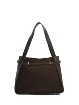 Cartera marrón de Hush Puppies modelo Ludlow Bag, confeccionada en una combinación de cuero y gamuza, con asas largas para el hombro y detalle de cinturón decorativo con hebilla metálica.