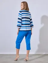 Blusa tejida de hilado fino marca Ruby Rd, con mangas 3/4 amplias y terminación de ruedo con nudo.