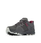 Championes de senderismo Columbia modelo Peakfreak Hera Outdry, color gris con detalles en bordó. Presentan tecnología impermeable OutDry, sistema de ajuste Navic Fit, entresuela TechLite+ para amortiguación y suela Adapt Trax para tracción en diversos terrenos.