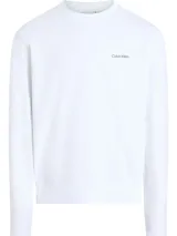 Buzo de cuello redondo Calvin Klein, confeccionado en algodón orgánico. Presenta un diseño minimalista con el logo de la marca estampado en pequeño en el pecho y puños y dobladillo con terminación en punto canalé.
