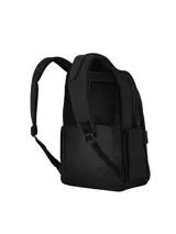 Mochila negra de estilo urbano, con múltiples compartimentos frontales con cierre y asa superior acolchada. Presenta un pequeño parche con el logo de la marca "terrano" en la parte inferior frontal.