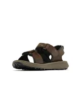 Sandalia Columbia modelo Konos Hiker 2-Strap, color marrón, con diseño de dos bandas ajustables con cierre de velcro. Presenta una mediasuela con textura inspirada en piñas de pino para mayor estabilidad y suela de caucho de alta tracción.