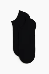 Pack de cinco soquetes negros de corte bajo, confeccionados en tejido de punto fino con mezcla de algodón y elastano.