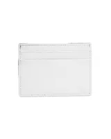 Tarjetero de cuero negro con logo de dos estrellas plateadas en la esquina inferior derecha y tres ranuras para tarjetas en la parte superior.