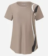 Remera deportiva de microfibra color blanco, con cuello redondo, mangas cortas y detalle de estampa lateral con ondas en tonos fucsia y violeta.