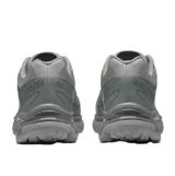 Championes Salomon modelo XT-6 color gris, diseñados para trekking y trail running, con sistema de ajuste rápido Quicklace y suela con gran tracción.