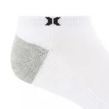 Medias cortas blancas con puntera y talón en gris, y logo de la marca en negro en el tobillo.