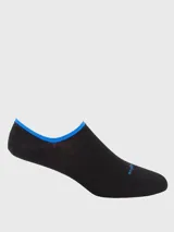 Calcetín invisible de corte bajo, color negro con borde superior y logo bordado en color azul.