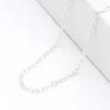 Cadena de eslabones tipo forcé fabricada en plata 925, con diseño clásico y acabado brillante.