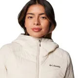 Campera acolchada con capucha, color beige, con cierre frontal completo, bolsillos laterales con cremallera y puños con orificios para los pulgares. Presenta tecnología de forro termorreflectante y aislamiento sintético.