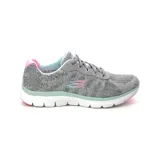 Championes Skechers Flex Appeal 4.0, color gris con detalles en rosa y celeste. Capellada de malla Skech-Knit, plantilla Air Cooled Memory Foam y suela de goma superflexible.