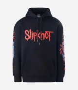 Buzo con capucha de corte relajado, color negro, con estampado frontal y en la manga con el logo de la banda Slipknot en tonos rojos y azules.
