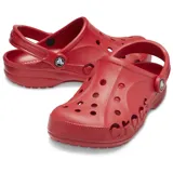 Zuecos Crocs modelo Baya Clog de color rojo, con diseño ligero, perforaciones de ventilación en la parte superior y la palabra "Crocs" recortada en el lateral. Incluyen correa pivotante en el talón.
