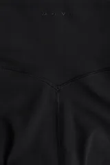 Leggings deportivas de talle alto confeccionadas en tejido funcional SoftMove y DryMove, que ofrece suavidad, sujeción y absorción de sudor. Presentan cintura ancha y bolsillos laterales abiertos en cada pierna.