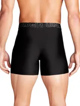 Pack de tres boxers Under Armour de corte largo, color negro, con cintura elástica ancha que presenta el logo de la marca en contraste.