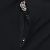 Campera blanca con capucha, cierre frontal completo y logo Under Armour en el pecho.