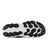 Championes de running New Balance Fresh Foam EVOZ, con capellada de tejido técnico a rayas horizontales en azul y negro, logo "N" en los laterales y entresuela Fresh Foam en blanco y celeste.