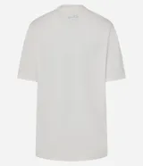 Remera blanca de algodón con estampado gráfico de Mickey Mouse en el centro, rodeado de estrellas y franjas rojas y azules. Incluye el texto "MICKEY MOUSE" en la parte superior.