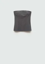 Top strapless de corte entallado con estampado de raya diplomática. Presenta cierre de cremallera invisible en la parte posterior y abertura lateral.