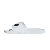Sandalias tipo ojotas adidas Adilette, color blanco con el logo del trébol de la marca en negro sobre la banda superior.