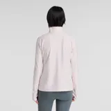 Buzo deportivo de manga larga con medio cierre frontal, cuello alto y orificios para los pulgares en los puños. Presenta el logo de la marca en el pecho y tecnología de secado rápido.