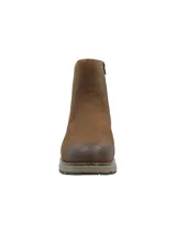 Bota de caña media para hombre, confeccionada en cuero color marrón con acabado water repellent. Presenta un diseño robusto con suela de goma antideslizante en tono contrastante, cierre lateral y costuras reforzadas.