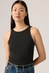 Musculosa negra de algodón con cuello redondo y sisas anchas.