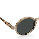 Lentes de sol Izipizi modelo #G Sun Carey 3, con montura redonda de carey y lentes grises categoría 3.