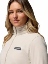Campera polar Columbia con cierre frontal completo, cuello alto y bolsillos laterales. Diseño de ajuste entallado con logo de la marca bordado en el pecho.