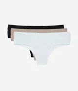 Kit de tres bombachas tipo bikini confeccionadas en microfibra suave, con diseño básico y liso. Cuentan con forro interior de algodón para mayor comodidad.