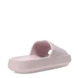Chanclas de goma color beige de suela gruesa y diseño slide con textura en relieve y logo de la marca en la tira.