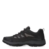 Zapatos Freeway modelo Terra01 de estilo casual, confeccionados en una combinación de cuero y material textil en tonos gris oscuro y negro. Presentan cierre mediante cordones, suela de goma robusta y diseño ergonómico para mayor confort.