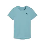 Remera deportiva Puma de manga corta y cuello redondo, color verde azulado. Presenta el logo de la marca bordado en pequeño en el lado izquierdo del pecho.